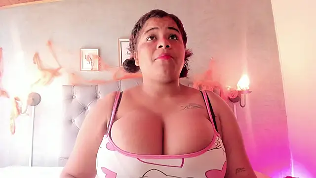 MeridaLane online show from 10/15/25, 02:58