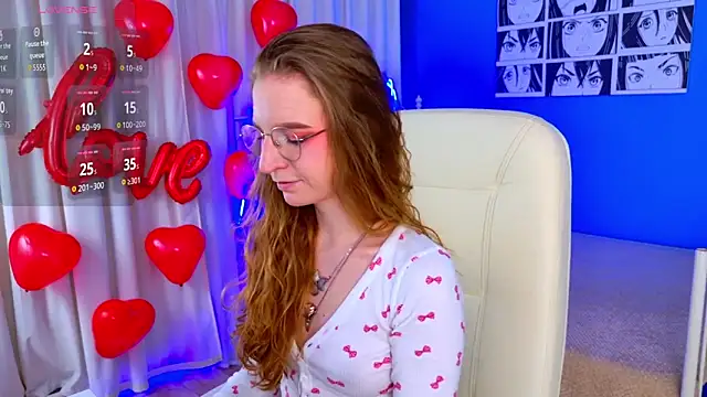 Snapshot of VioletShine chatting on 02/12/26, 12:49 VioletShine online show from 02/12/26, 12:49