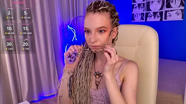 VioletShine online show from 06/18/26, 10:53