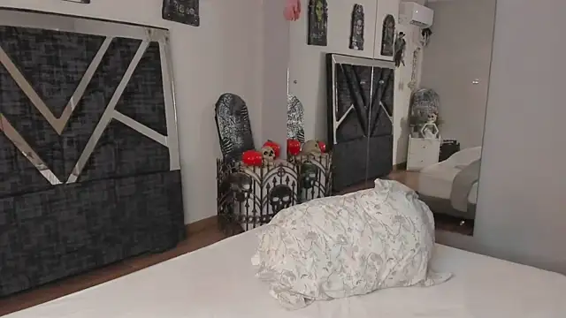 Jonness Isa  online show from 10/30/25, 12:47