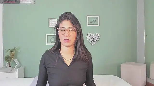 Snapshot of Jonness_Isa_ chatting on 03/18/25, 01:34 Jonness Isa online show from 03/18/25, 01:34
