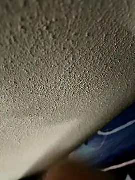 Snapshot of Alee3xxx chatting on 10/31/25, 01:30 Alee3xxx online show from 10/31/25, 01:30