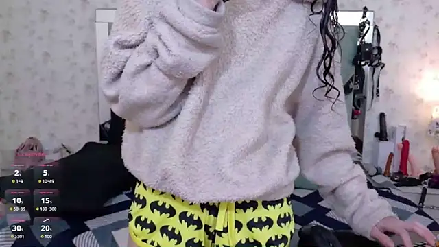 Queenjenn   online show from 02/26/26, 10:15