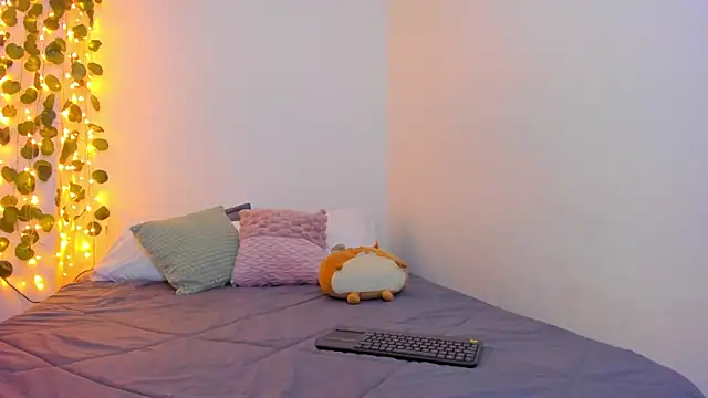 emillyhills online show from 01/24/25, 11:45