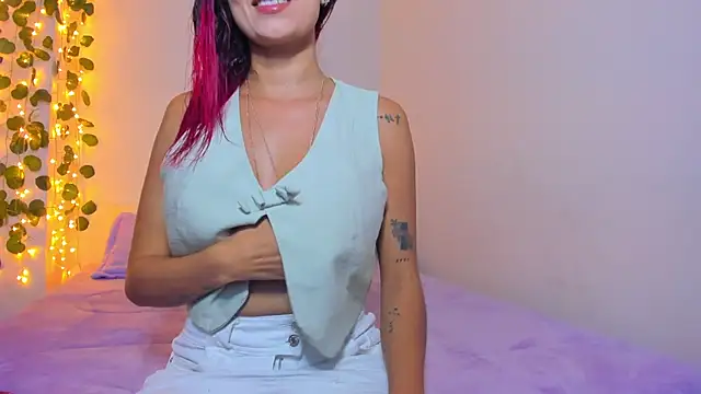 emillyhills online show from 01/22/25, 12:59