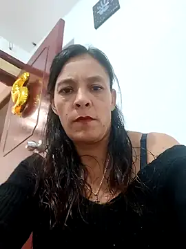 Snapshot of SAMANTA_09- chatting on 03/21/25, 03:35 SAMANTA 09- online show from 03/21/25, 03:35