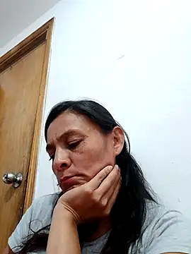 Snapshot of SAMANTA_09- chatting on 03/07/25, 08:44 SAMANTA 09- online show from 03/07/25, 08:44