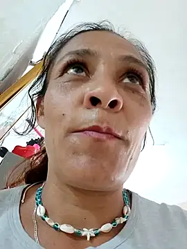 Snapshot of SAMANTA_09- chatting on 02/04/25, 06:38 SAMANTA 09- online show from 02/04/25, 06:38