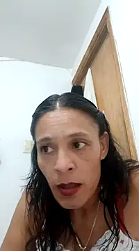 Snapshot of SAMANTA_09- chatting on 03/17/25, 01:08 SAMANTA 09- online show from 03/17/25, 01:08