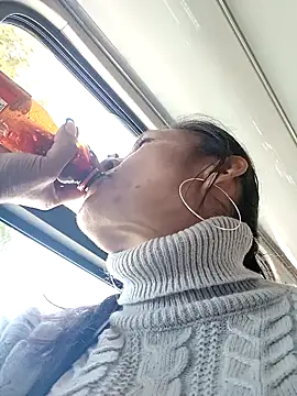 Snapshot of SAMANTA_09- chatting on 01/18/25, 04:10 SAMANTA 09- online show from 01/18/25, 04:10