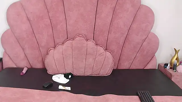 Candy Bony online show from 06/03/26, 02:33