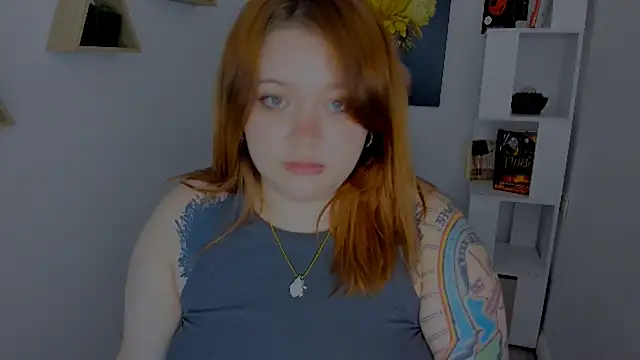 MoonLghte online show from 10/08/25, 07:58