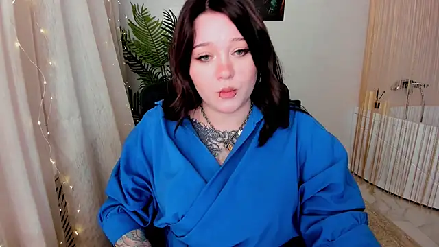 MoonLghte online show from 03/12/25, 10:28