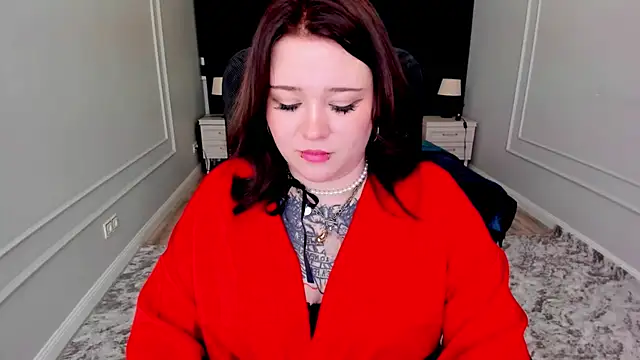 MoonLghte online show from 03/16/25, 07:06