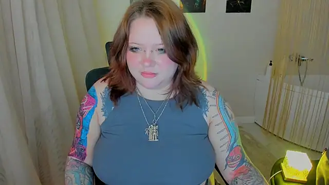 MoonLghte online show from 03/15/26, 07:43