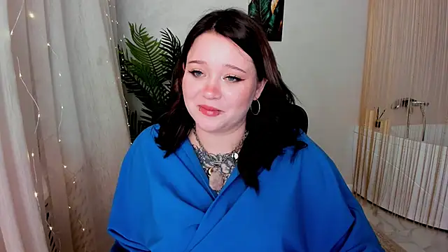 MoonLghte online show from 03/12/25, 07:25