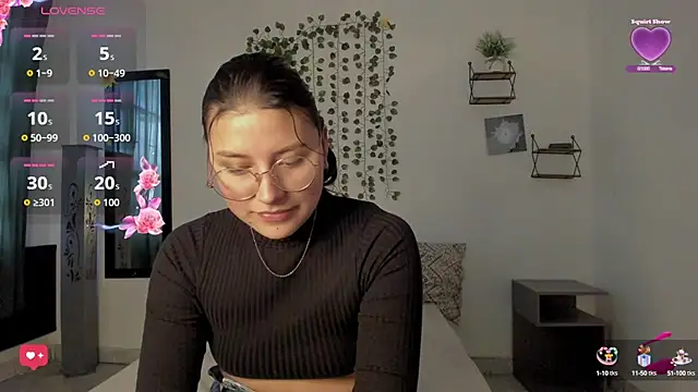 Noellesable online show from 09/19/25, 05:17