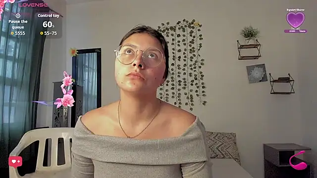 Noellesable online show from 09/29/25, 05:18