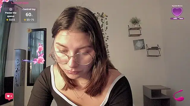Noellesable online show from 09/08/25, 05:23