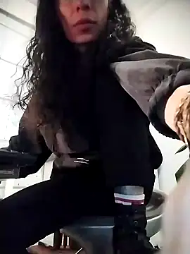 Snapshot of Mugiwara666 chatting on 01/30/25, 08:31 Mugiwara666 online show from 01/30/25, 08:31