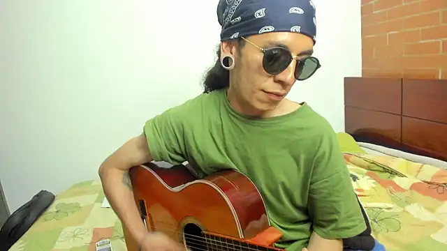 Snapshot of Mugiwara666 chatting on 02/15/25, 06:55 Mugiwara666 online show from 02/15/25, 06:55