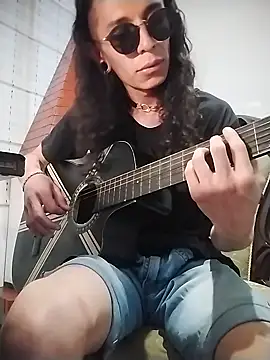 Snapshot of Mugiwara666 chatting on 02/05/25, 08:57 Mugiwara666 online show from 02/05/25, 08:57