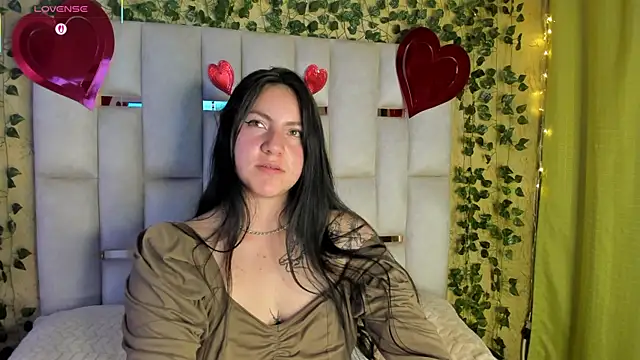 jenifer  power10 online show from 02/26/25, 05:21