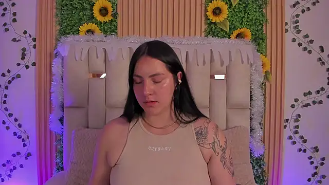 jenifer  power10 online show from 11/20/25, 08:42