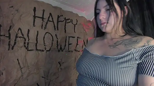 jenifer  power10 online show from 10/22/25, 07:46