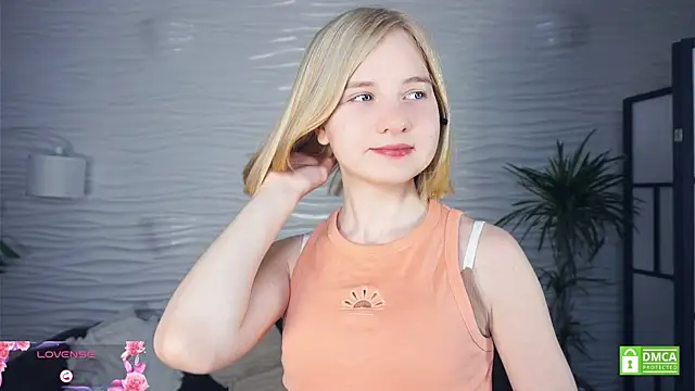 Snapshot of OdelinaFicken chatting on 11/02/25, 05:23 OdelinaFicken online show from 11/02/25, 05:23