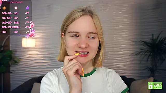 Snapshot of OdelinaFicken chatting on 11/10/25, 04:06 OdelinaFicken online show from 11/10/25, 04:06