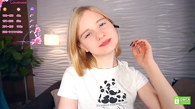 Snapshot of OdelinaFicken chatting on 11/29/25, 04:12 OdelinaFicken online show from 11/29/25, 04:12