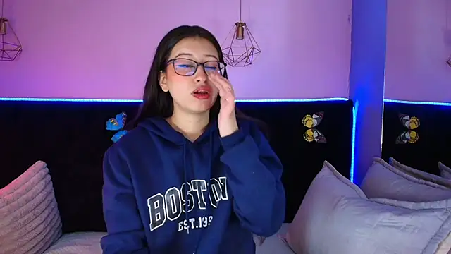 Anastasia Whitee online show from 05/01/26, 02:00