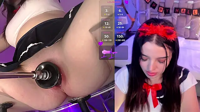 OliviaHalley online show from 10/28/25, 02:38