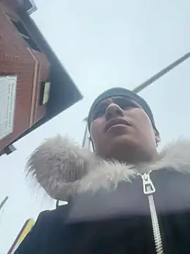 Snapshot of johnycash21 chatting on 11/26/25, 01:00 johnycash21 online show from 11/26/25, 01:00