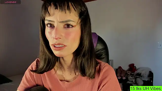 Snapshot of aiko_mori chatting on 09/11/25, 08:53 aiko mori online show from 09/11/25, 08:53