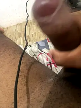 rodrigo21Cm  online show from 11/01/25, 07:41