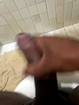 rodrigo21Cm  online show from 10/11/25, 09:27