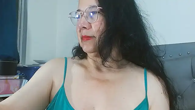 maturepriscila online show from 04/05/26, 12:34