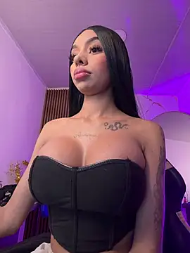 Tiffanny online show from 03/03/26, 12:34