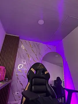 Tiffanny online show from 02/28/26, 02:22