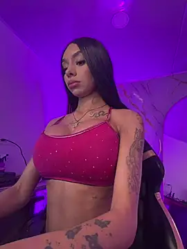 Tiffanny online show from 02/25/26, 11:10