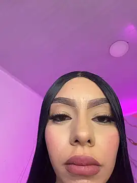 Tiffanny online show from 04/26/26, 12:46