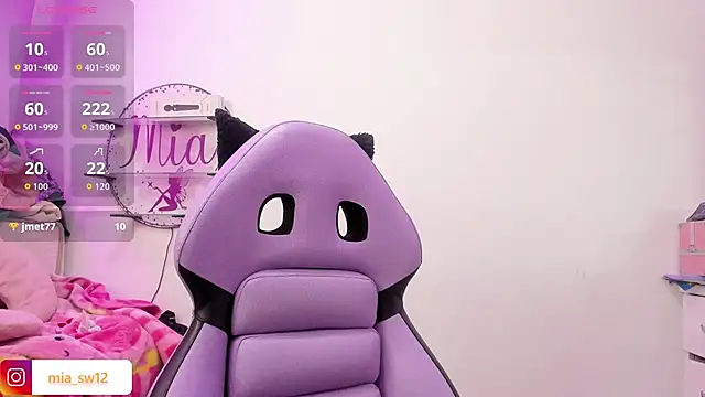 mia johns  online show from 02/11/26, 03:50