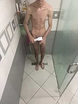 zizou 19 online show from 12/26/24, 12:05