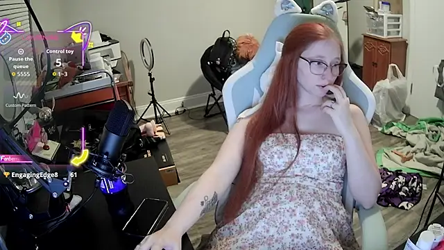 LilyFoxxx online show from 09/24/25, 03:24