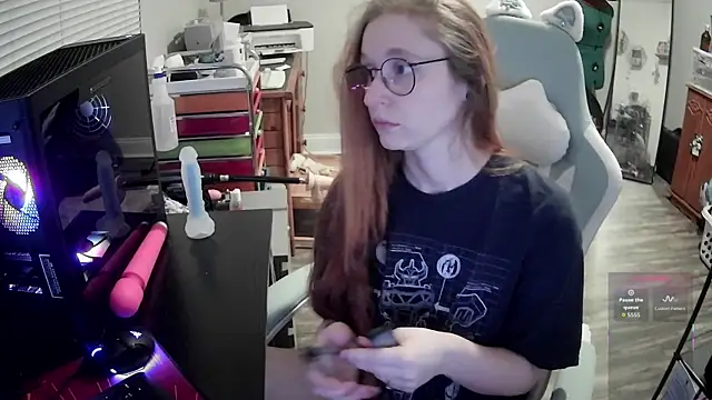 LilyFoxxx online show from 02/18/26, 06:22