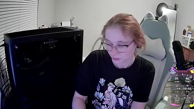 LilyFoxxx online show from 10/27/25, 03:07