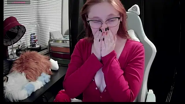 LilyFoxxx online show from 03/08/25, 04:45