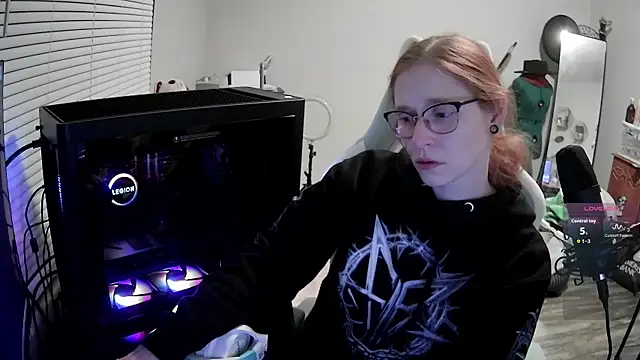 LilyFoxxx online show from 10/25/25, 03:38